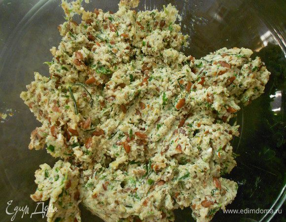 Получилась однородная паста, приятная и вкусная.
Также полезная и богата витаминами. 
