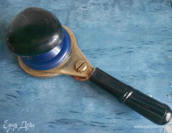 Проверила наличие закаточного ключа.