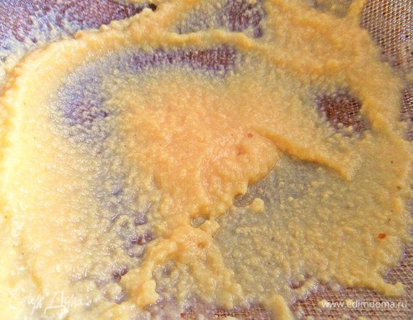 Протираем через сито.