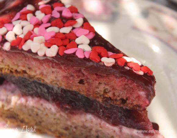 Но вкус этого торта сказал — делись рецептом, он должен попасть в мир! 
Потому что это действительно очень нежно и вкусно.
Приятного и сладкого аппетита! 