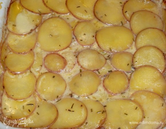 Затем снять фольгу и запекать 15 — 20 мин до золотистого цвета картофеля.