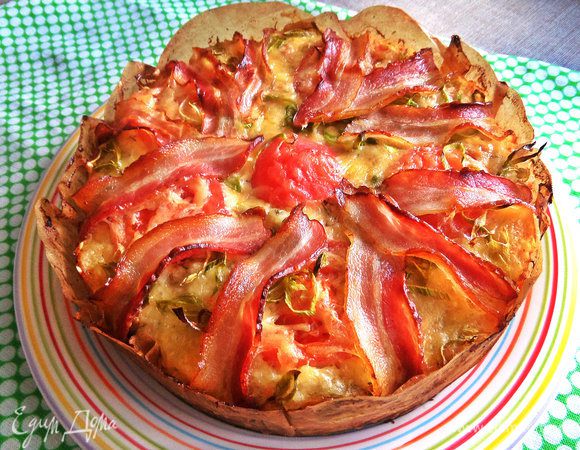 Немного остужаем на большом блюде.