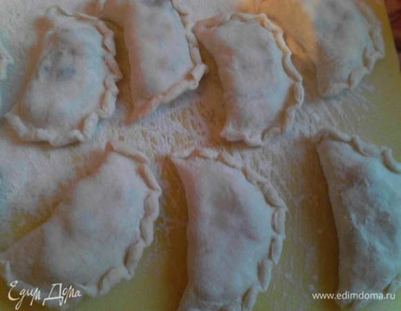 Лепим вареники. 