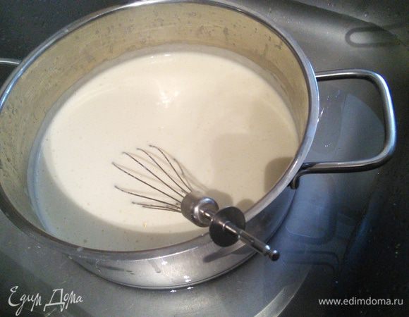 Поставить в умывальник с холодной водой для скорейшего охлаждения. 