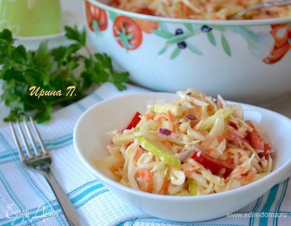 А это другой вкусный салат из той же серии :) http://www.edimdoma.ru/retsepty/62188-salat-koul-slo-coleslaw-koolsla "Коул-Сло"! 