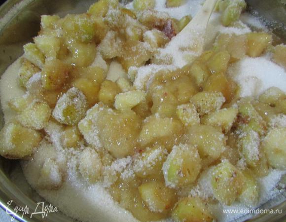 Всыпать сахар.