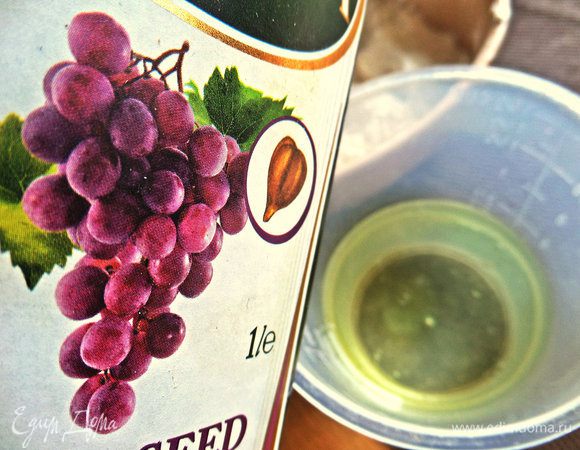 Отмеряем оливковое масло или такое, как у меня.