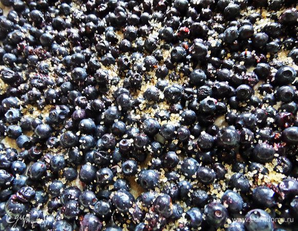 Сверху сахар по желанию.