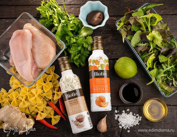 Для приготовления салата нам понадобятся следующие ингредиенты.