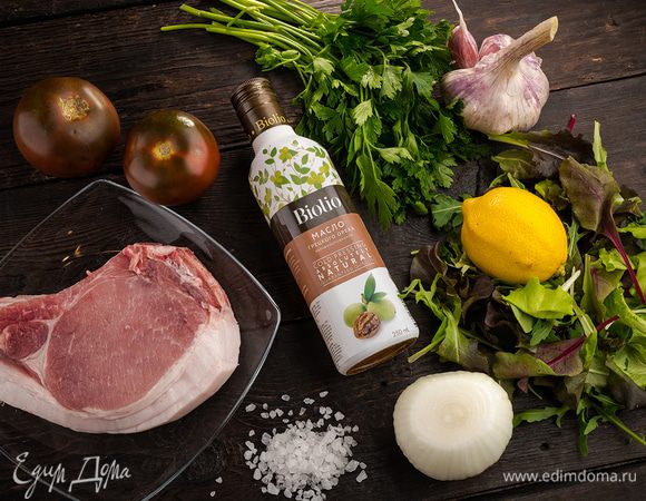 Для приготовления салата нам понадобятся следующие ингредиенты.