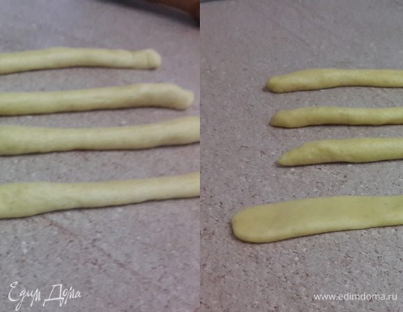 Делаем жгуты из теста. Затем сплющиваем их, прижимая к рабочем поверхности, а после скручиваем в спираль.