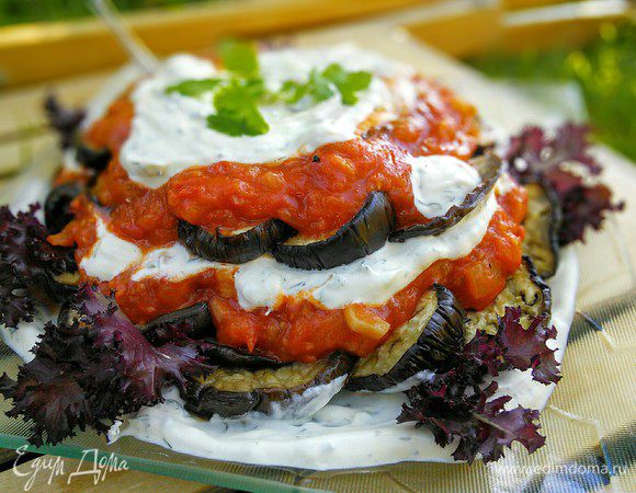 Притрусить зеленью. Подавать сразу. 