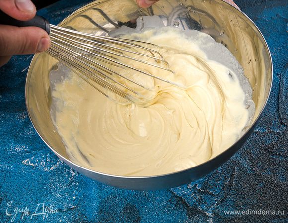 Для соуса смешать все ингредиенты.