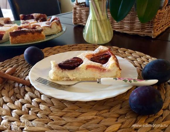 Готовый пирог полностью остудить в форме, затем положить в холодильник на 3 — 4 часа. Приятного аппетита!