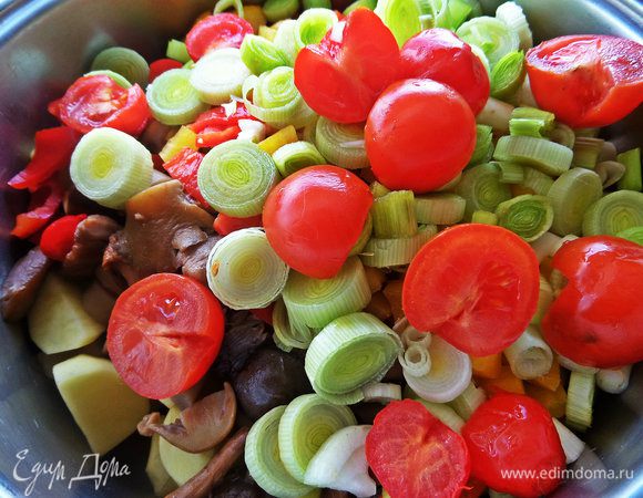 Высыпаем к остальному.