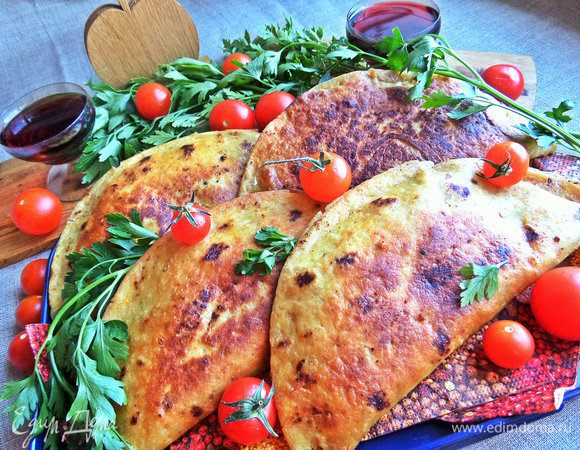 Тут же в горячем виде подавать.