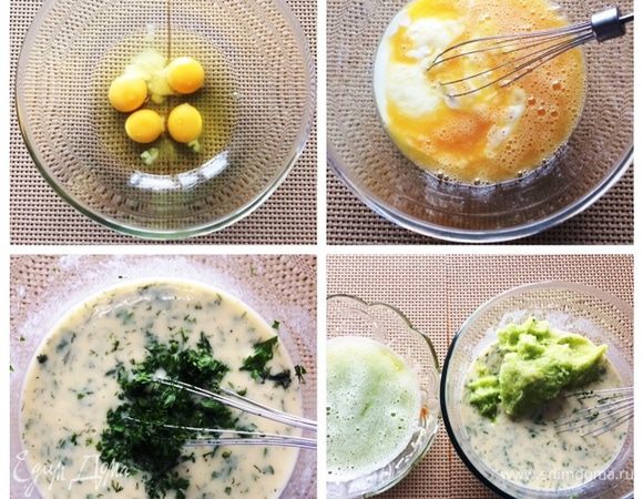 Взбить яйца с солью и содой, добавить кефир, взбить, оставить минут на 5 — 7. Затем добавить мелко рубленную зелень (у меня петрушка и укроп вместе). Перемешать. К полученной массе добавить отжатый кабачок и растительное масло.