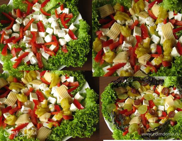 Выкладываем перец, нарезаем фигурно твердый сыр (готовила с эдем), кладем соус, перчим свежемолотой смесью перцев, выкладываем виноградинки, руколу. Сладкий горчичный майонез подходит для пресноватых сыров и сладкого винограда, горчинка натуральной горчицы придает пикантности.