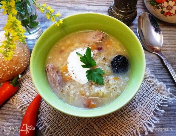 Подаём со сметаной. Приятного аппетита!