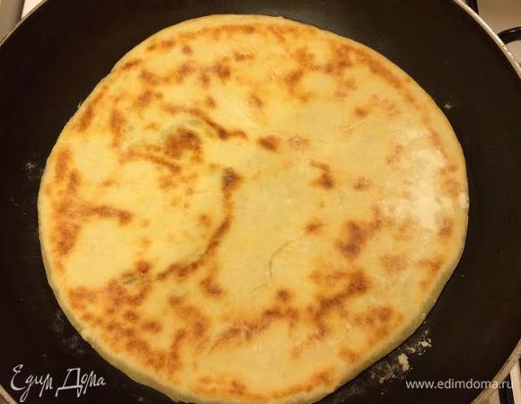 Жарить до готовности на среднем огне.
