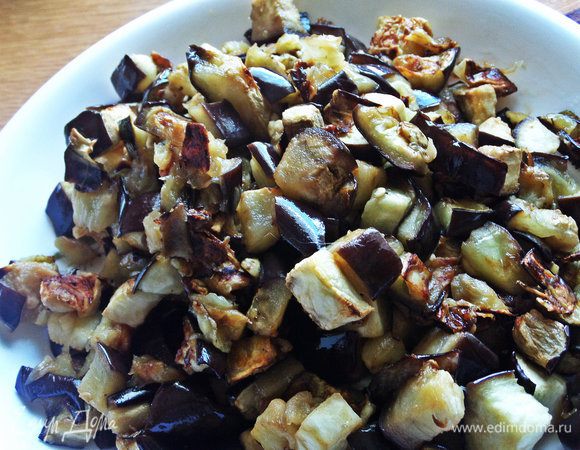 Переложить на тарелку.