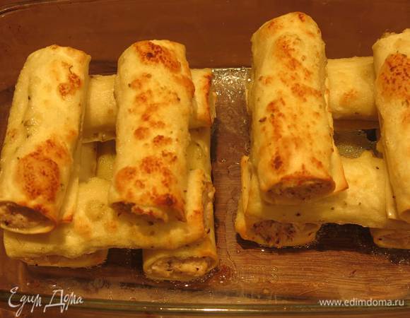 При запекании соус дает корочку и «подпалины», имитирующие структуру дерева.