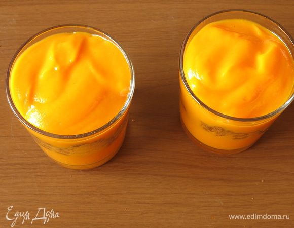 Сверху еще мусс.