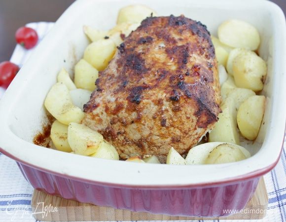 Отправьте запекаться в духовку на 35 — 40 минут при температуре 200 — 220°С.