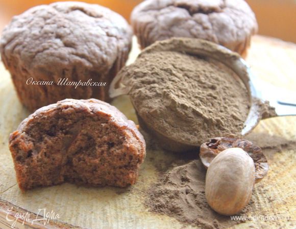 Вылить тесто в формочки и выпекать при 180°С 15 мин. Здесь важно не передержать! 
Подавать муале можно как теплыми с шариком мороженого, так и охлажденными к чашечке чая или кофе))