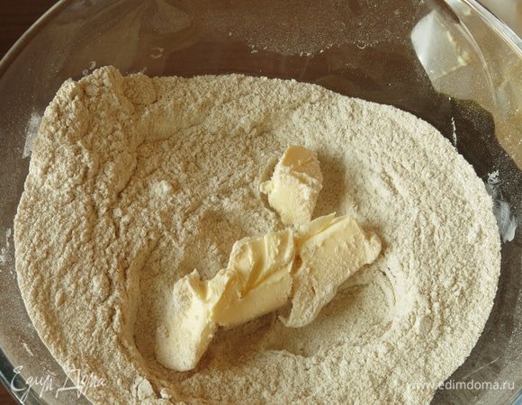 Вводим масло комнатной температуры.