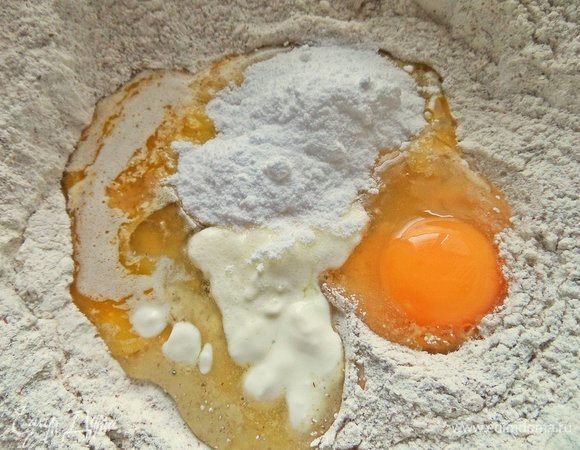 Вместо сахара я добавила пудру (2 ложки с горкой).