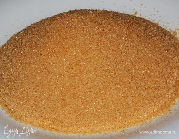 А вот — через 7 часов. Как видите — особой разницы нет. Поэтому все опыты я уже провела за всех вас и могу точно сказать — 5 часов вполне достаточно. Сахар получается очень ароматный. Я утром добавляю в кофе — потрясающе! Ну, и для кондитерки — продукт незаменимый, потому как вкус карамельки вам гарантирован.