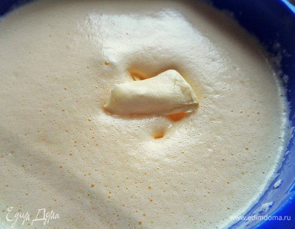 Отравить кусочки взбиваться.