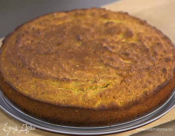 Выпекать в разогретой духовке 40–60 минут до готовности.