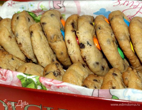 Даем печенью остыть 10 минут, и можно есть. С молоком, чаем, кофе или какао) 
Приятного аппетита! Bon Appetit!