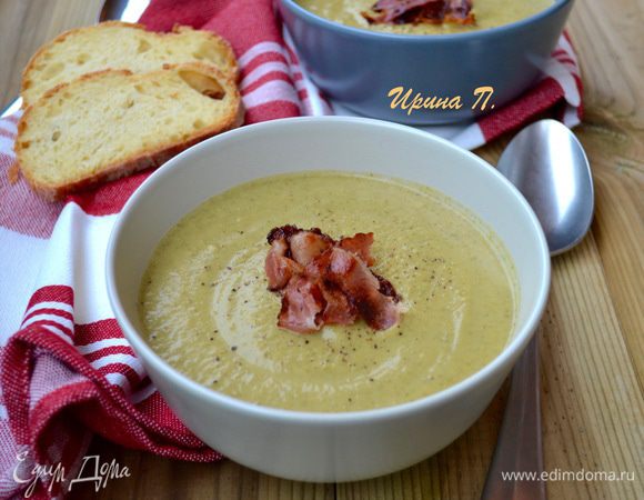 По желанию, можно обжарить полоски бекона и покрошить их в суп перед самой подачей на стол. Приятного аппетита!