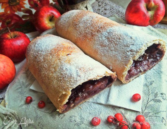 Остывший разрезаем большим тонким ножом.