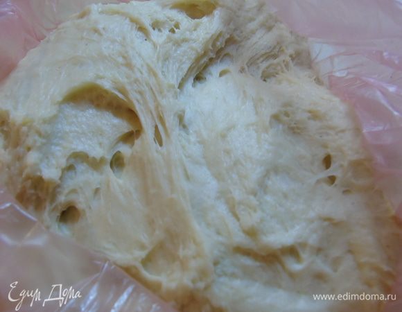 Положите в кулек и отправьте в холодильник на 10 — 30 минут.