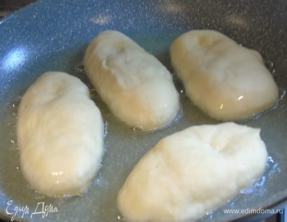 Жарим в умеренно нагретом масле (170°С). 