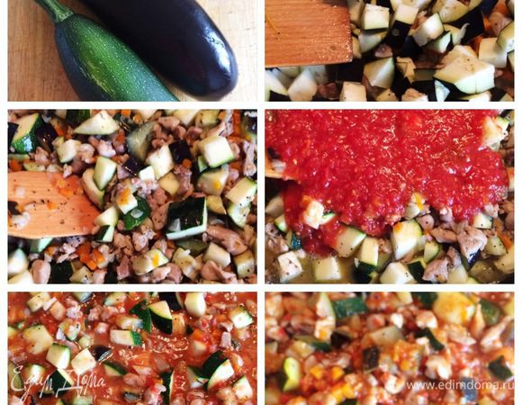 От себя решила добавить в начинку по одному цукини и баклажан. Нарезаем кубиком, отправляем в сковородку. Немного томим овощи с мясом. Затем добавляем томатный соус (у меня домашняя заготовка) или мелко нарезанные помидоры, штук 5-6.  Тушим всю начинку минут 20-25 до загустения. Пробуем, если надо еще солим, перчим по вкусу.
