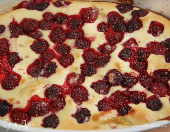 Выпекать в разогретой духовке 25‒30 минут.