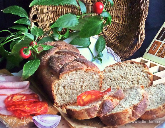 Пробовала с маслом к утреннему чаю-кофе, также с ветчиной-колбаской тоже превосходно сочетается.