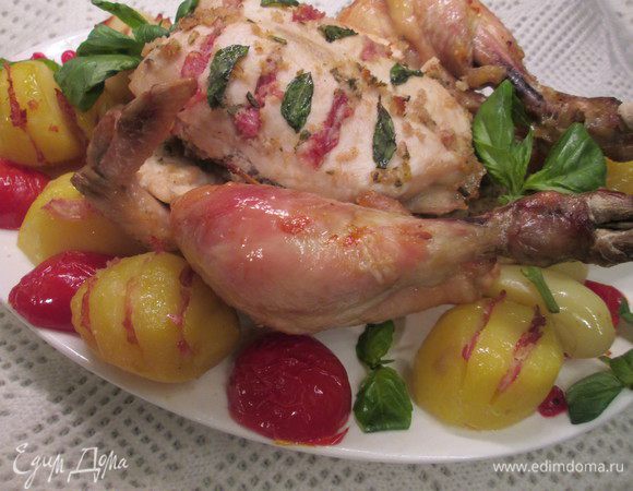 Вынимаем нашу красавицу из духовки и подаем к столу под восторженные возгласы «Belissima»! 
