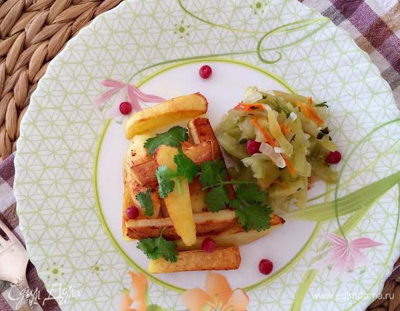 Перед подачей салат полить маслом и перемешать. Приятного аппетита!