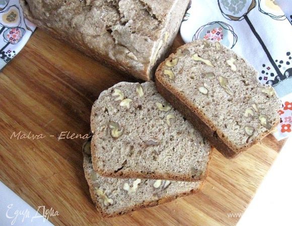 На следующий день хлеб выглядит так, как на этой фотографии. Могу сказать, что он полностью стабилизировался. Приятного аппетита!