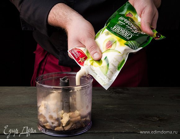 Добавить майонез ТМ «Слобода» Оливковый.