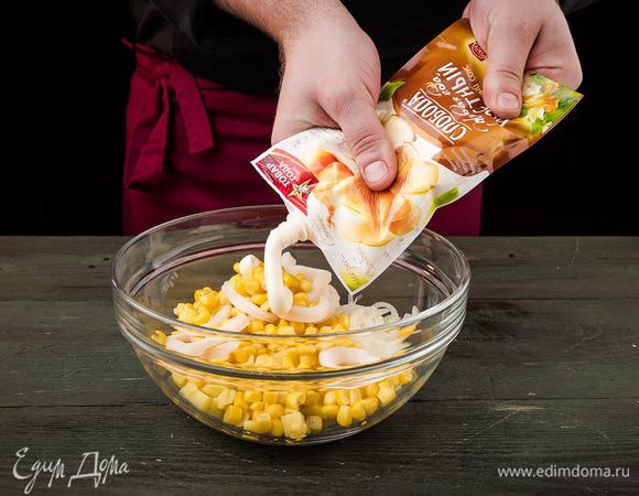 Добавляем майонез Постный ТМ «Слобода», все хорошо перемешиваем.