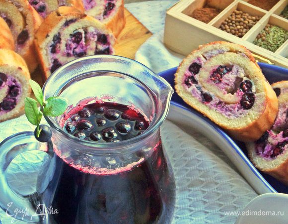 Подавать теплым или остывшим.