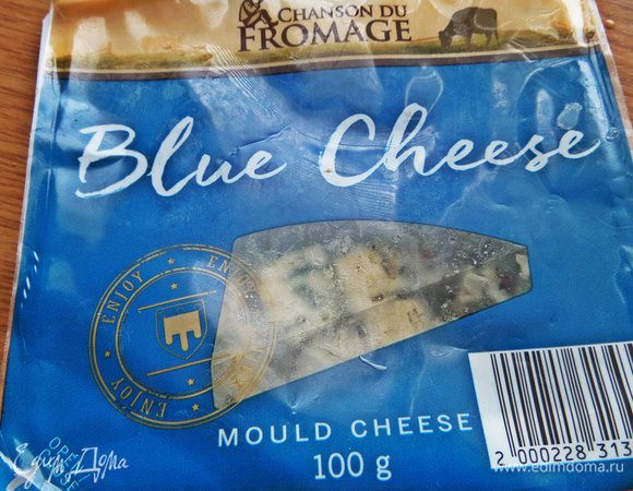 Вот такого. Или посыпать обычным тертым сыром.