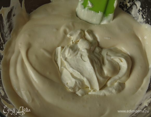 Вводим сливки.